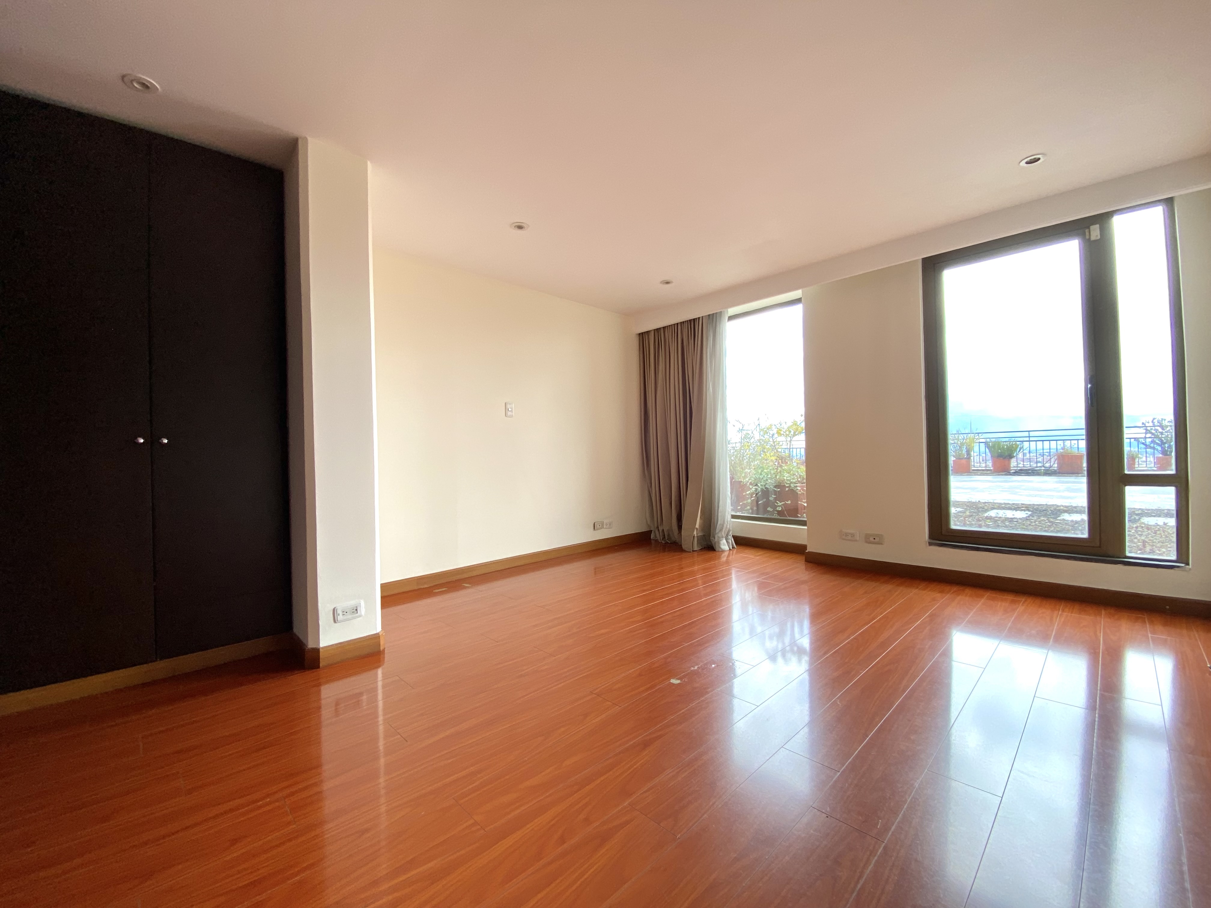 Apartamento en venta en El Refugio, Bogotá · foto 8 de 24