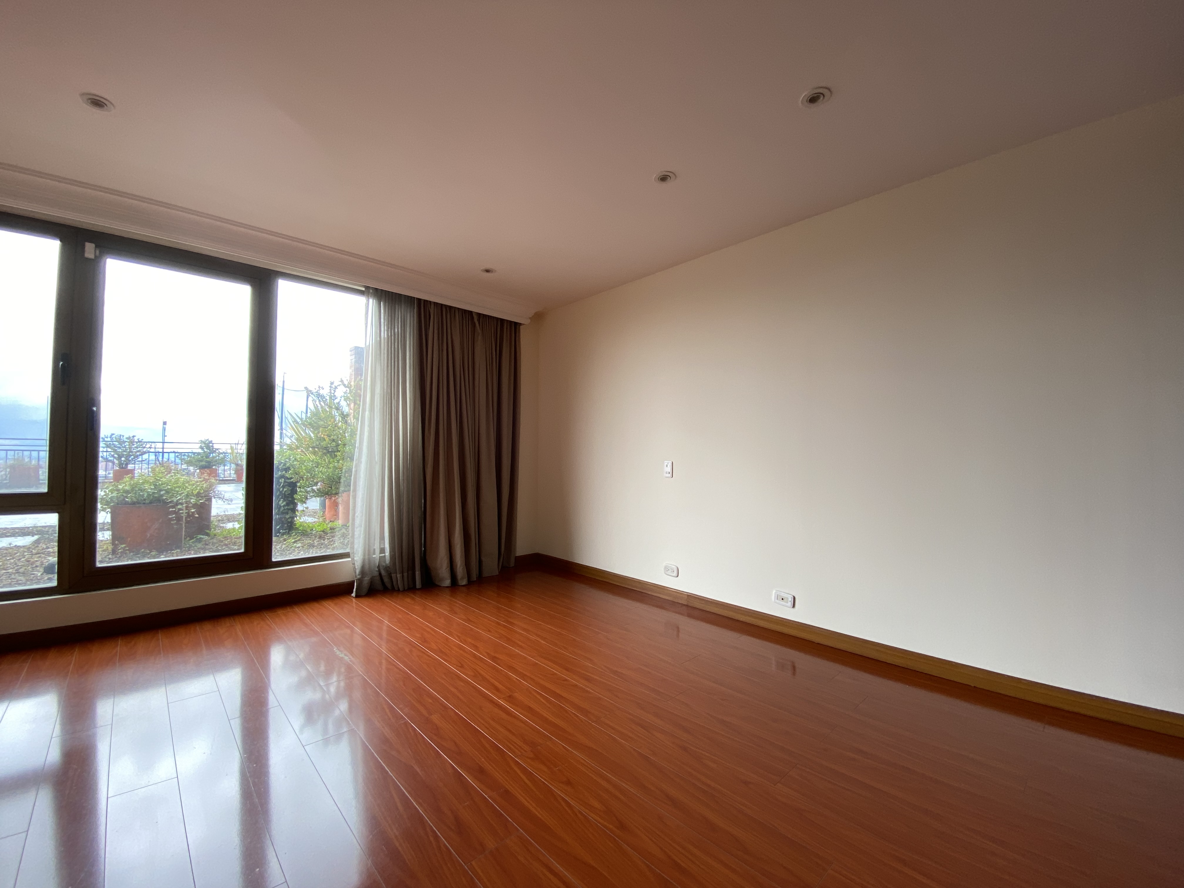 Apartamento en venta en El Refugio, Bogotá · foto 10 de 24