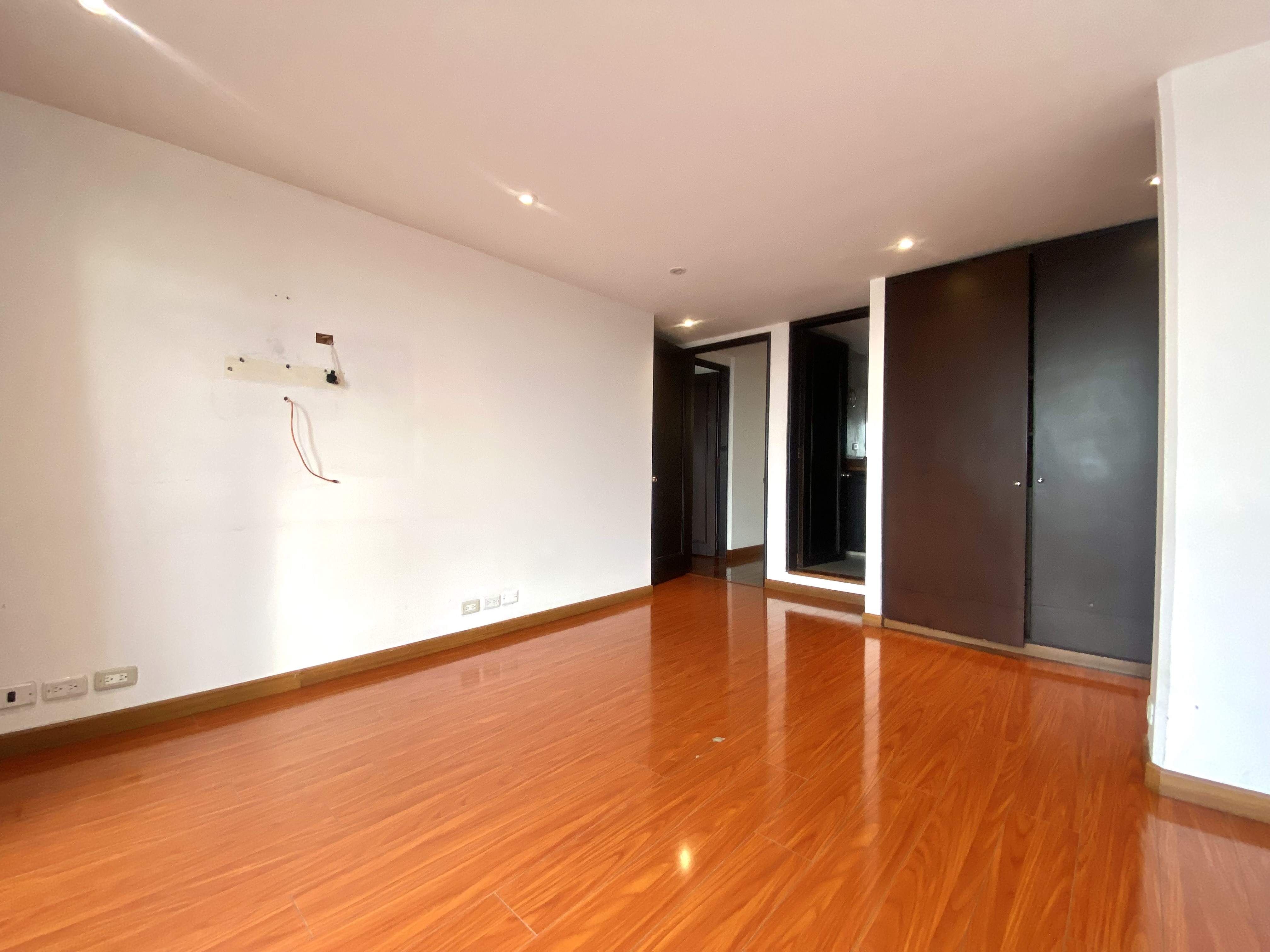 Apartamento en venta en El Refugio, Bogotá · foto 15 de 24