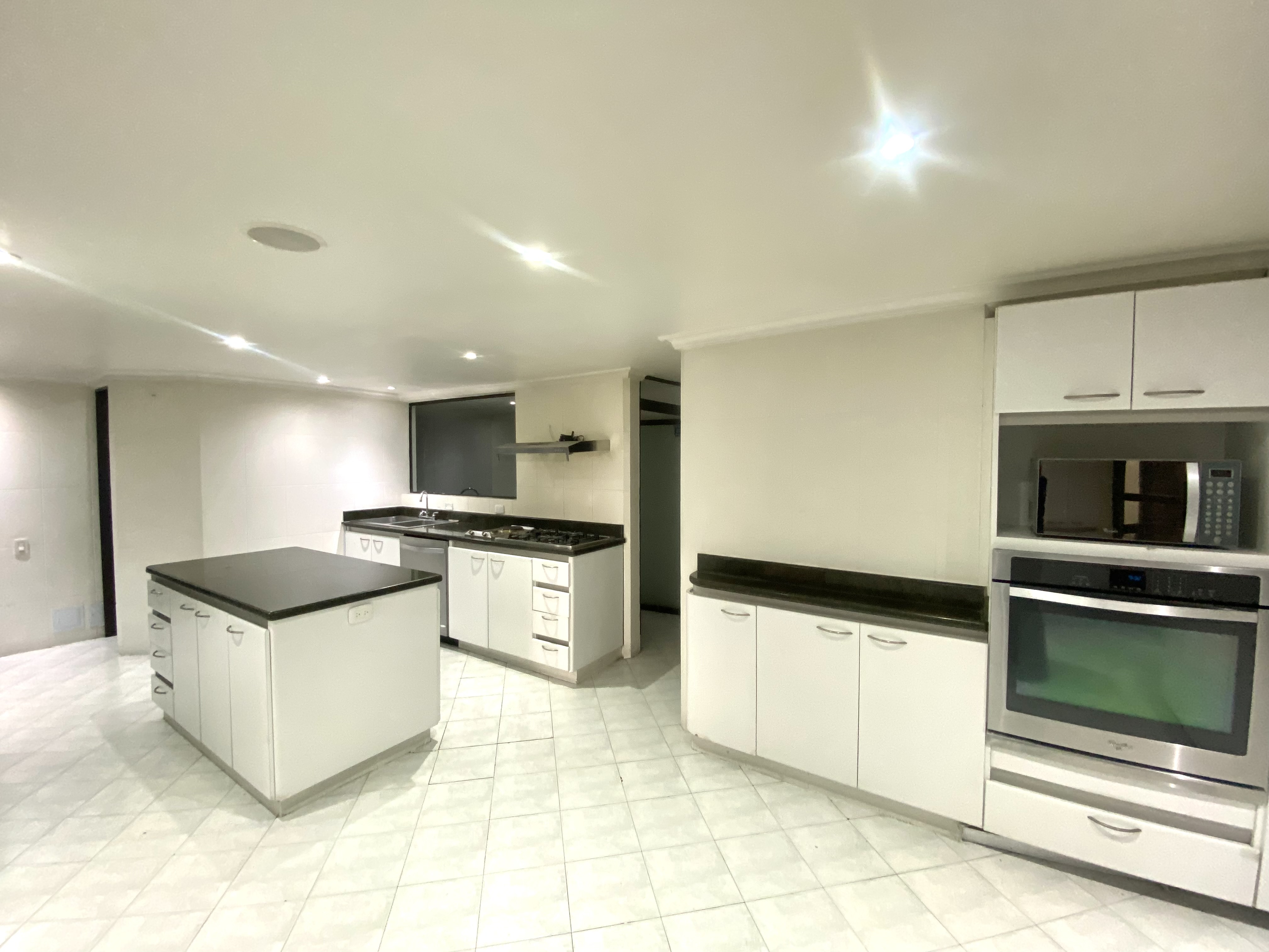 Apartamento en venta en El Refugio, Bogotá · foto 21 de 24