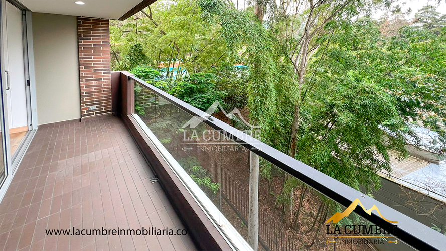 Apartamento de 3 alcobas en arriendo en Los Balsos, Medellín, 90 m² · foto 5 de 12
