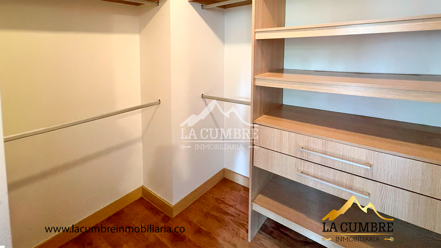 Apartamento de 3 alcobas en arriendo en Los Balsos, Medellín, 90 m² · foto 10 de 12