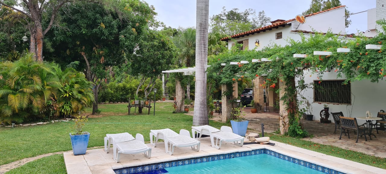 Exclusiva Residencia en Alquiler: Amplia y Luminosa, Estratégicamente Ubicada a Pasos del Náutico. — foto 2