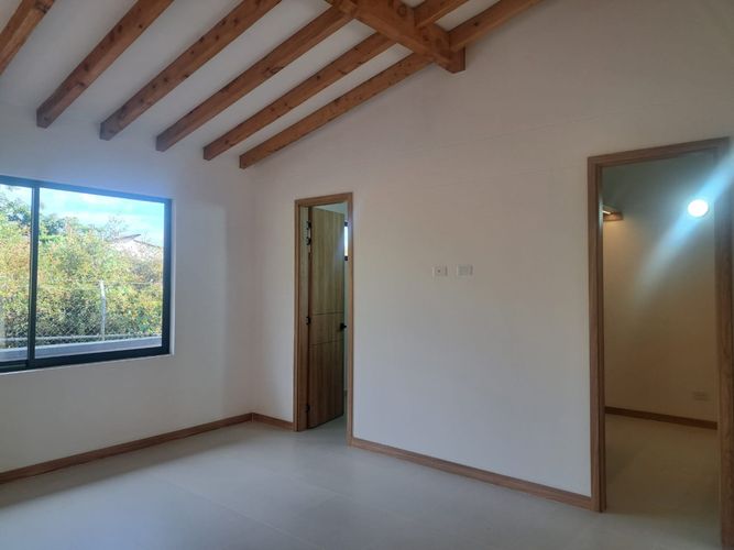 Casa de 4 alcobas en venta en Ub. Serranias, Rionegro, 186 m² · foto 4 de 20
