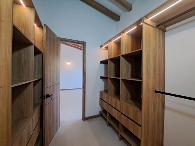 Casa de 4 alcobas en venta en Ub. Serranias, Rionegro, 186 m² · foto 6 de 20