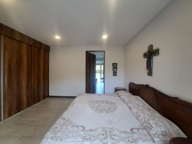 Finca en venta en El Tambo, La Ceja, 190 m² · foto 7 de 15