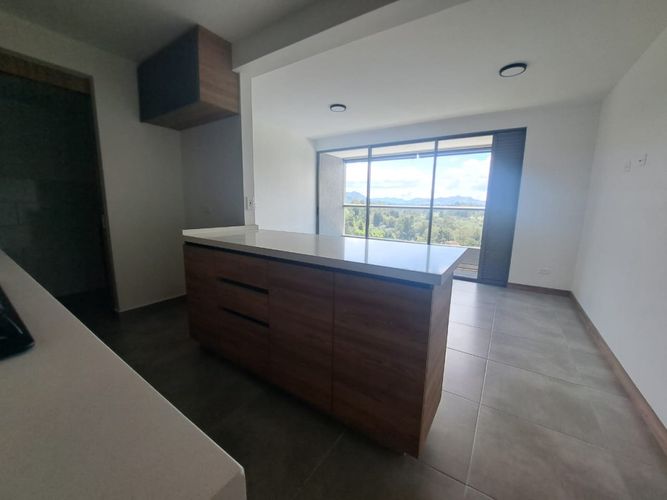 Apartamento de 2 alcobas en venta en Centro, Rionegro, 58 m² · foto 5 de 21