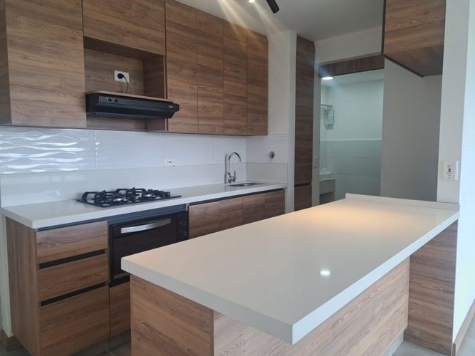 Apartamento de 2 alcobas en venta en Centro, Rionegro, 58 m² · foto 7 de 21