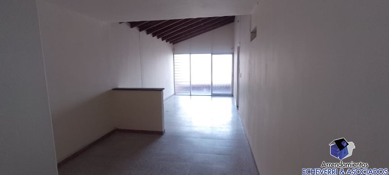 Casa de 3 alcobas en venta en El Trianon, Envigado, 140 m² · foto 5 de 15