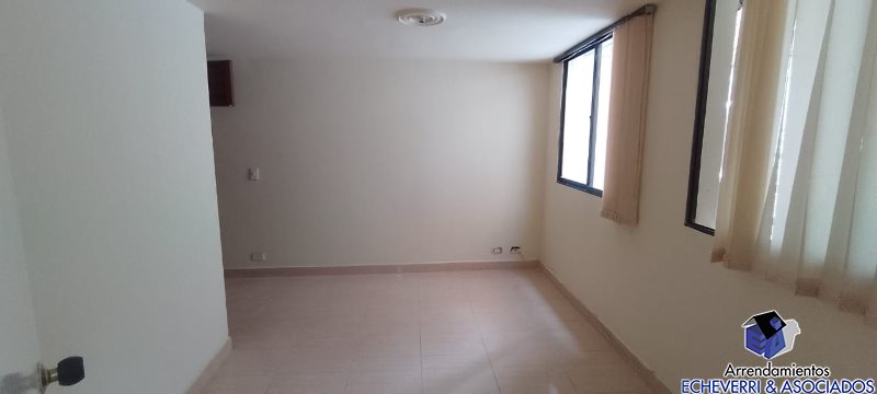 Casa de 3 alcobas en venta en El Trianon, Envigado, 140 m² · foto 6 de 15