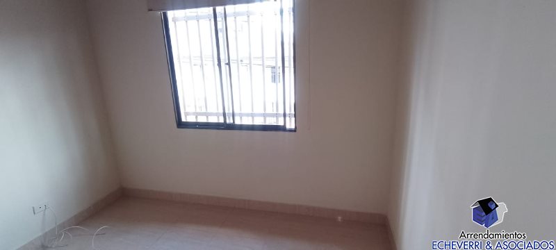 Casa de 3 alcobas en venta en El Trianon, Envigado, 140 m² · foto 12 de 15