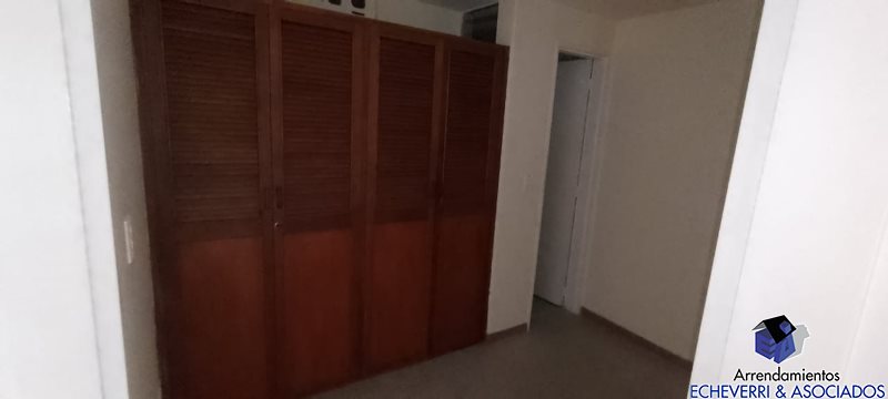 Casa de 3 alcobas en venta en El Trianon, Envigado, 140 m² · foto 14 de 15