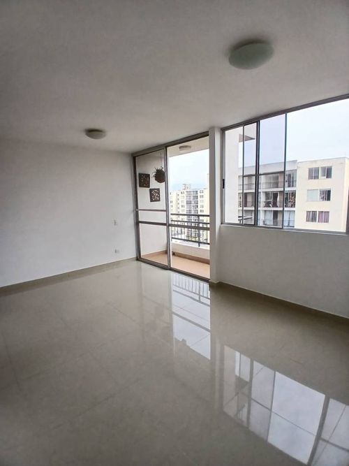 Apartamento de 3 alcobas en venta en Bochalema, Cali, 63 m² · foto 2 de 24