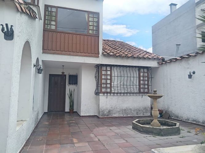 Casa de 4 alcobas en venta en Niza Norte, Bogotá, 399 m² · foto 14 de 20