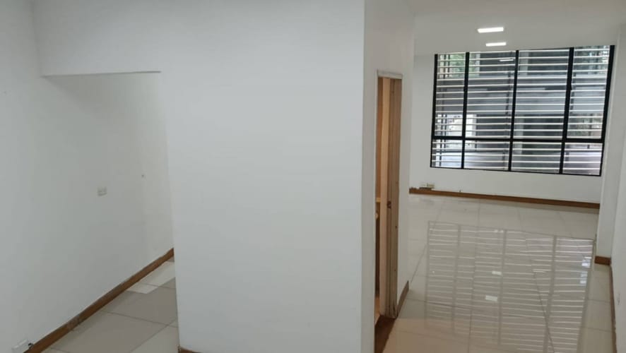 Local en arriendo en Milla De Oro, Medellín, 46 m² · foto 3 de 5