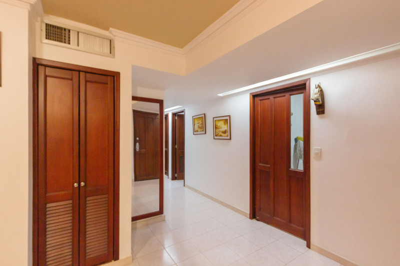 Apartamento en venta en Rodadero Sur, Santa Marta · foto 2 de 21