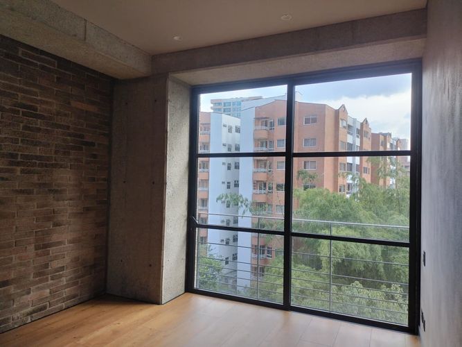 Apartamento de 2 alcobas en arriendo en El Poblado, Medellín, 140 m² · foto 2 de 16