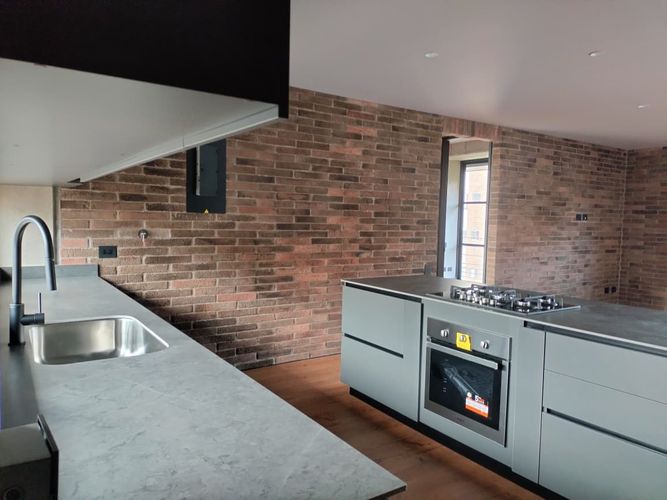 Apartamento de 2 alcobas en arriendo en El Poblado, Medellín, 140 m² · foto 4 de 16