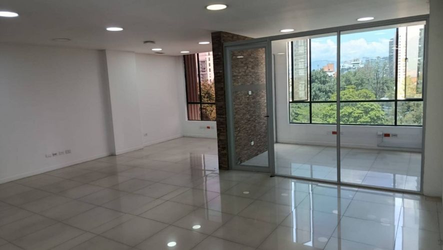 Local en arriendo en Milla De Oro, Medellín, 138 m² · foto 2 de 14