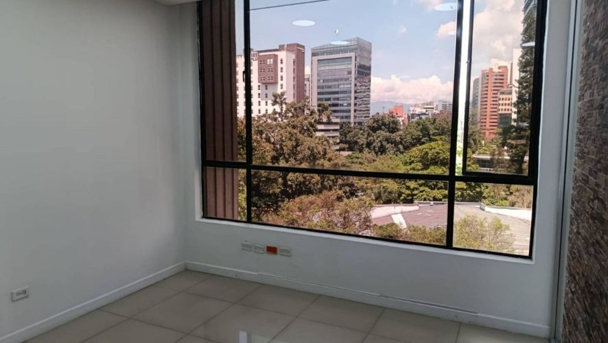 Local en arriendo en Milla De Oro, Medellín, 138 m² · foto 8 de 14