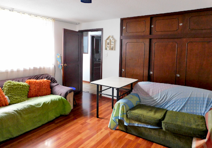 Casa de 6 alcobas en venta en 20 De Julio, Bogotá, 234 m² · foto 18 de 24