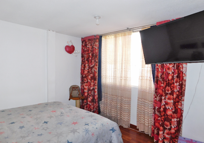 Casa de 6 alcobas en venta en 20 De Julio, Bogotá, 234 m² · foto 21 de 24