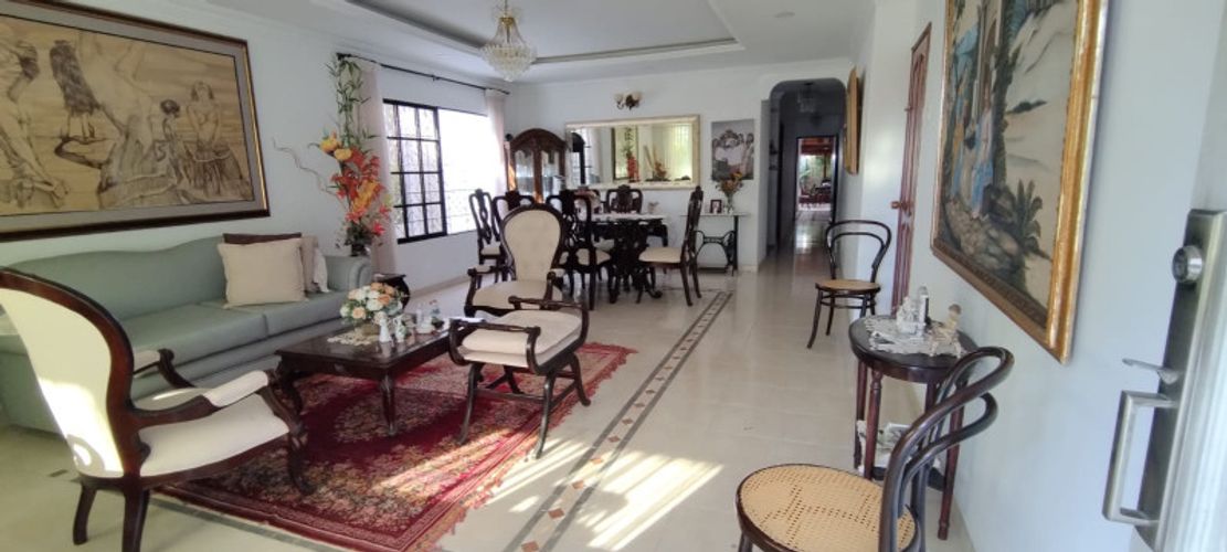Casa de 3 alcobas en venta en Riascos, Santa Marta, 263 m² · foto 3 de 24
