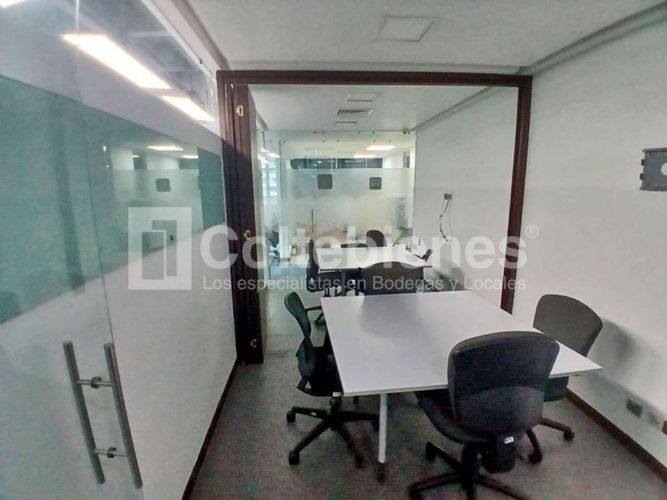 Oficina en arriendo en Ciudad Del Río, Medellín, 509 m² · foto 17 de 21