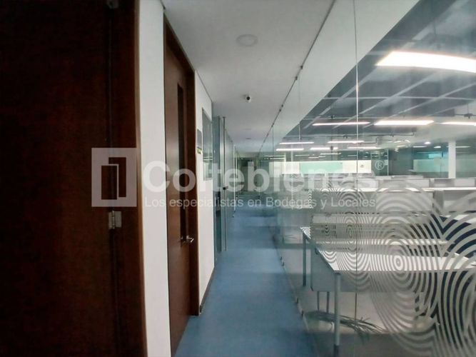 Oficina en arriendo en Ciudad Del Río, Medellín, 509 m² · foto 21 de 21