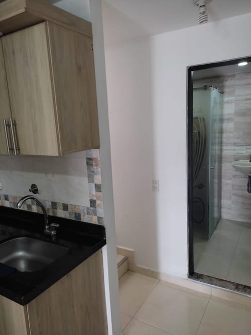 Apartamento de 2 alcobas en venta en Cabañas, Bello, 84 m² · foto 10 de 17
