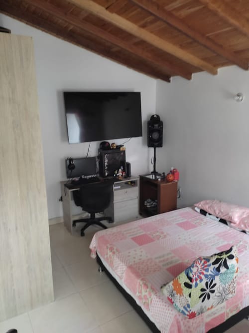 Apartamento de 2 alcobas en venta en Cabañas, Bello, 84 m² · foto 12 de 17