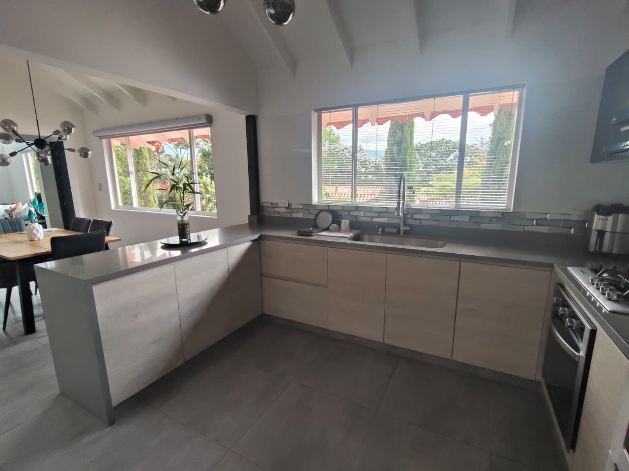 Casa en venta en Cerros De Alhambra, Manizales · foto 3 de 24