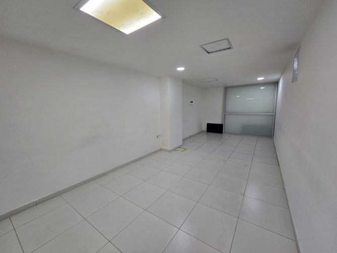 Edificio en venta en Laureles, Medellín, 1605 m² · foto 5 de 24