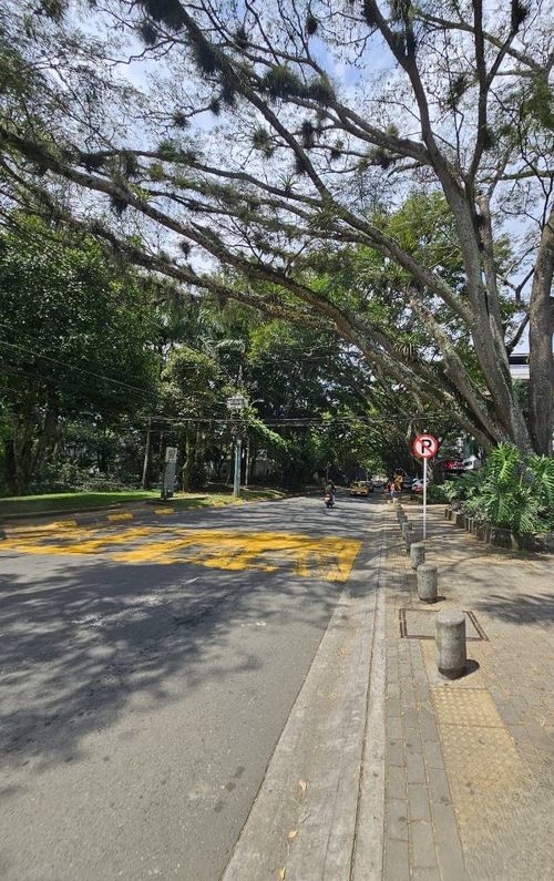 Local en arriendo en Ciudad Jardin, Cali, 55 m² · foto 21 de 21