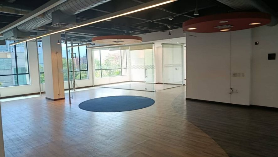 Local en arriendo en Milla De Oro, Medellín, 203 m² · foto 4 de 20