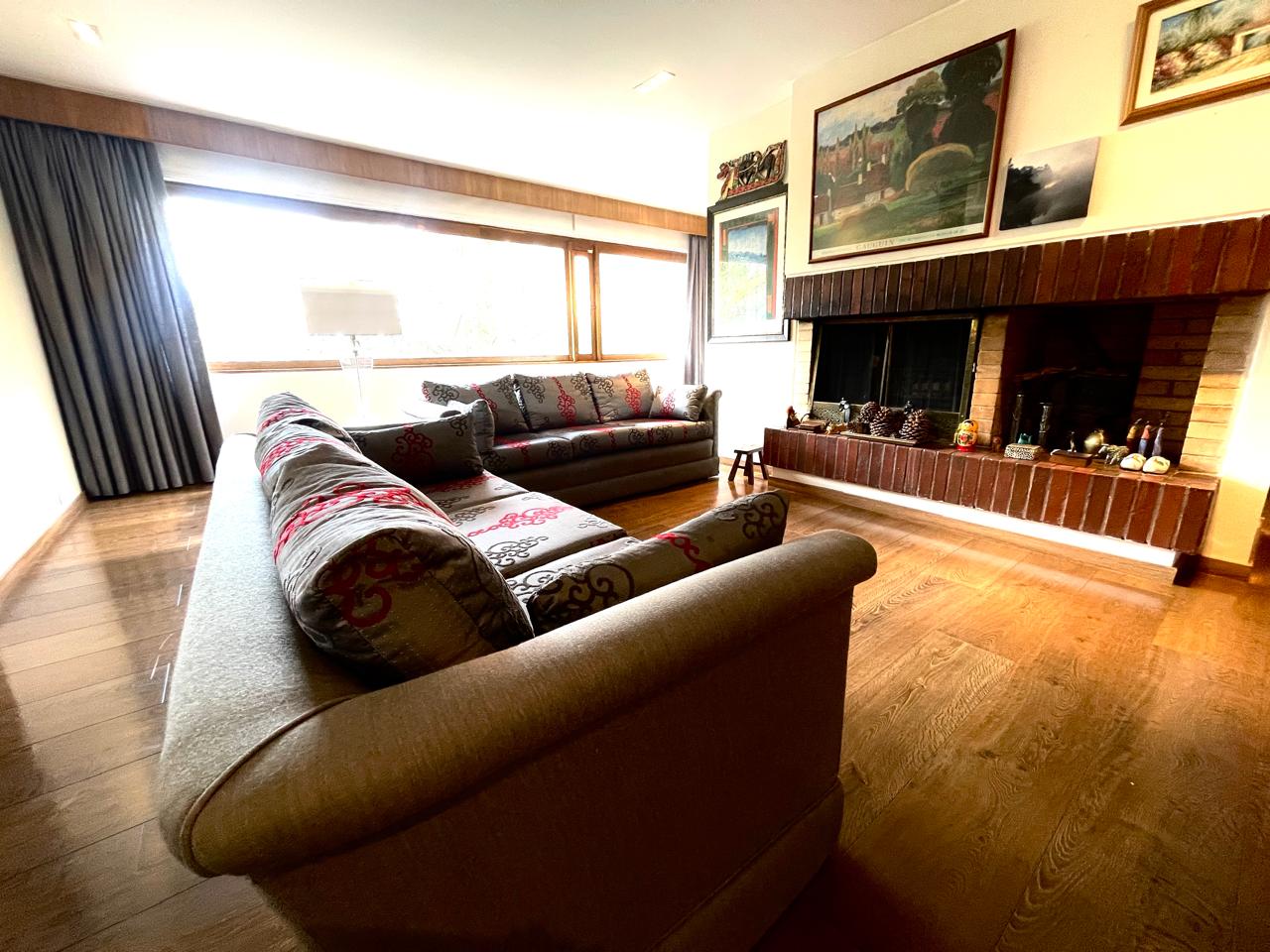 Apartamento en venta en Los Rosales, Bogotá · foto 7 de 16