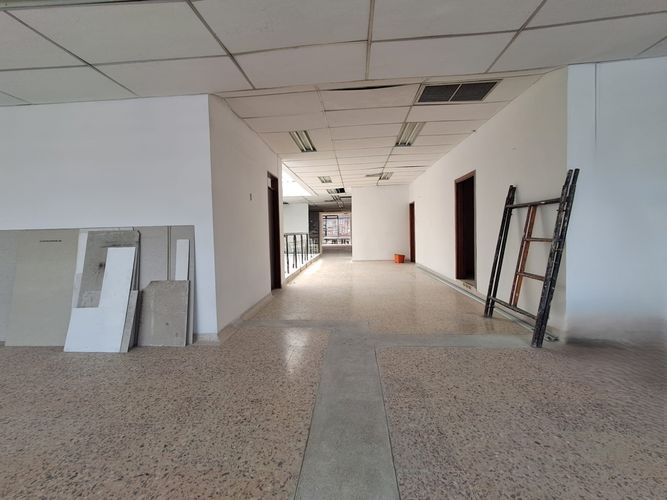 Local en arriendo en Sector Plaza De Bolivar, Pereira, 250 m² · foto 5 de 10