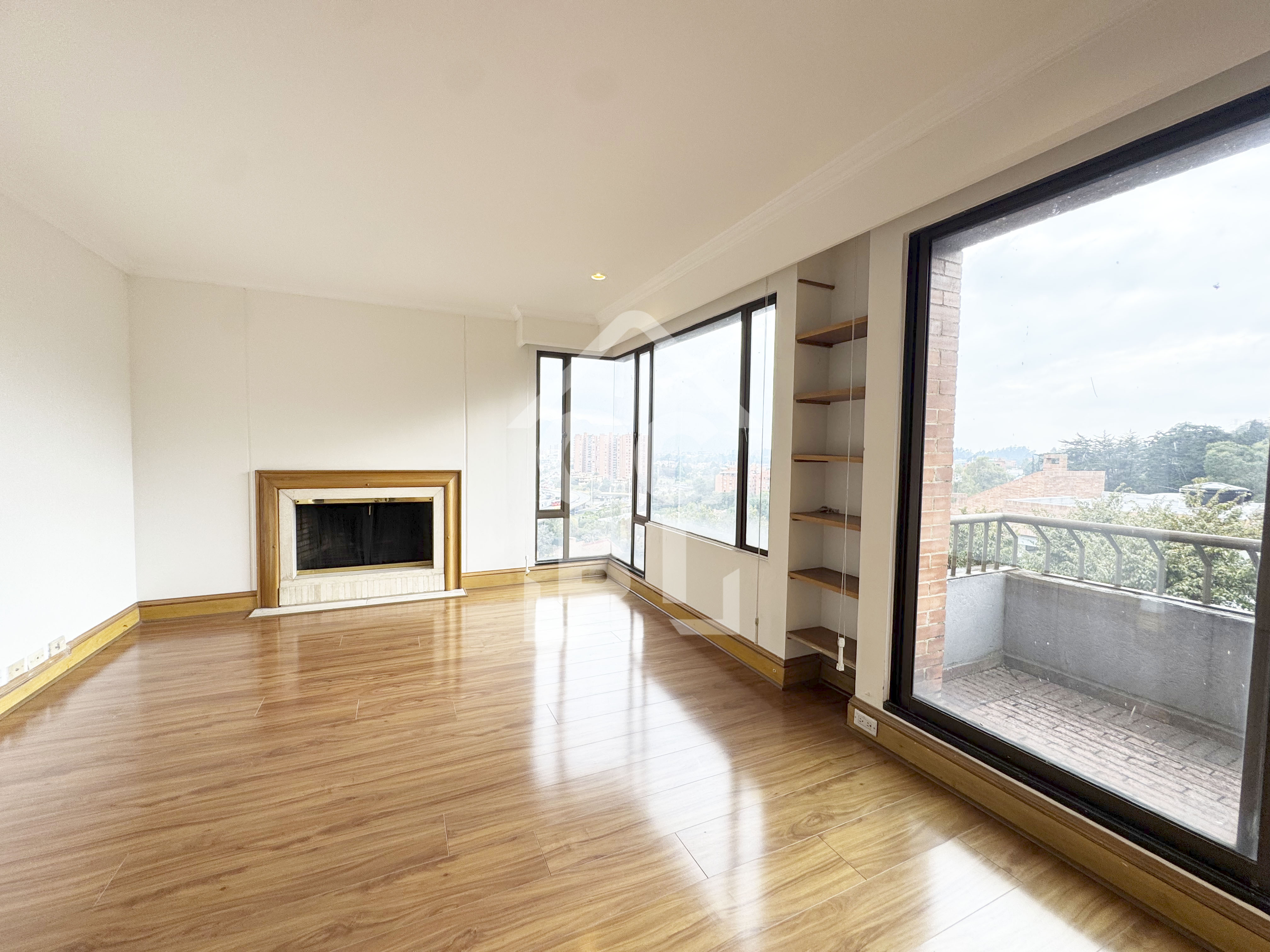 Apartamento en venta en Cerros De Suba, Bogotá · foto 3 de 24