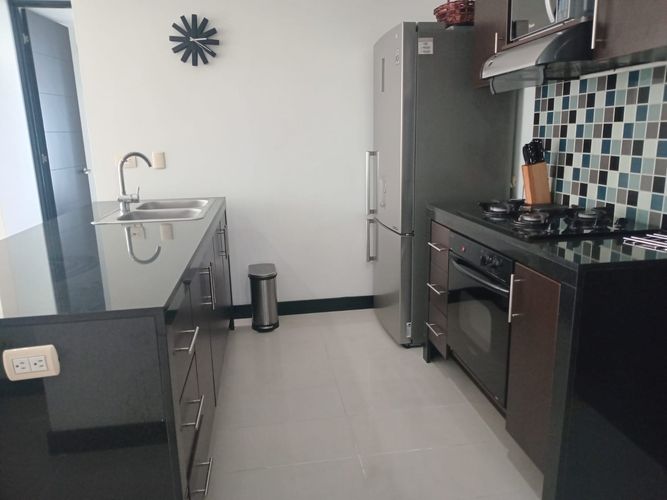Apartamento de 2 alcobas en arriendo en El Poblado, Medellín, 78 m² · foto 7 de 16