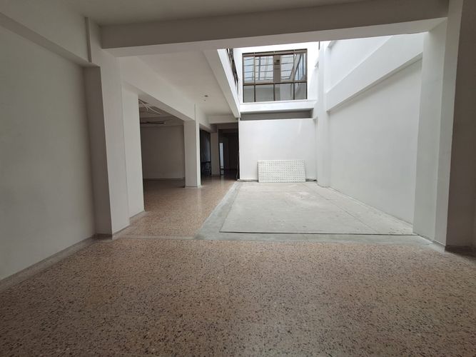 Edificio en arriendo en Sector Plaza De Bolivar, Pereira, 550 m² · foto 2 de 8