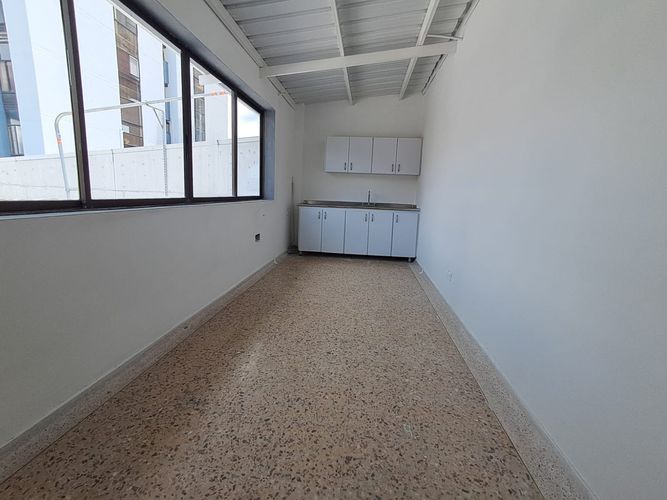 Edificio en arriendo en Sector Plaza De Bolivar, Pereira, 550 m² · foto 4 de 8