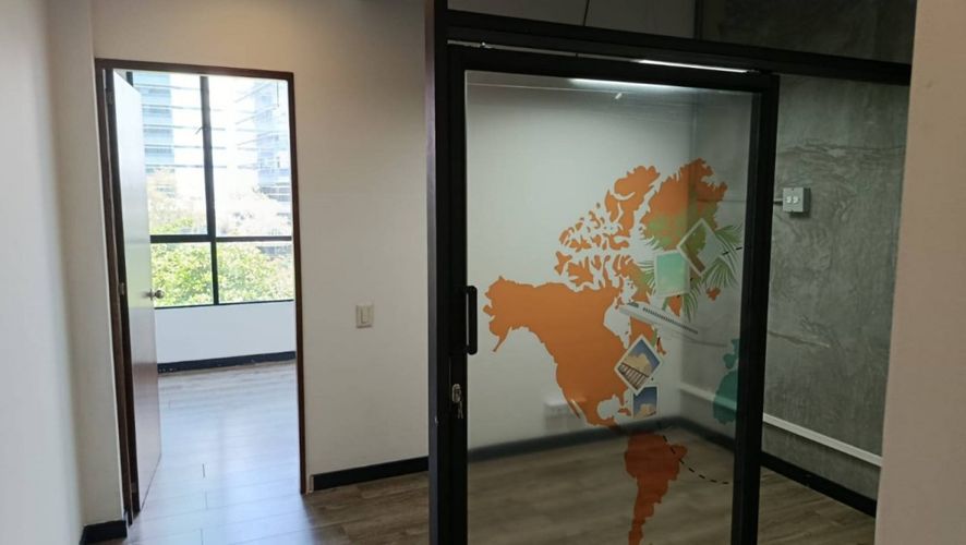 Local en arriendo en Milla De Oro, Medellín, 46 m² · foto 3 de 7