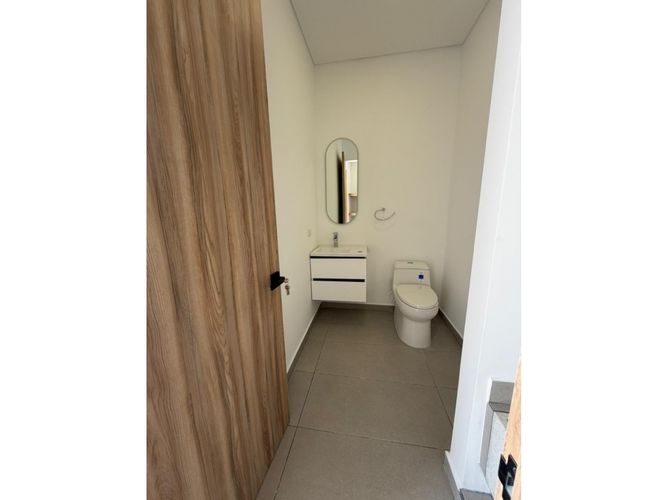 Consultorio en venta en Norte De Armenia, Armenia, 33 m² · foto 5 de 11