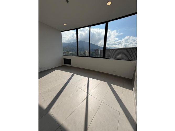Consultorio en venta en Norte De Armenia, Armenia, 33 m² · foto 6 de 11