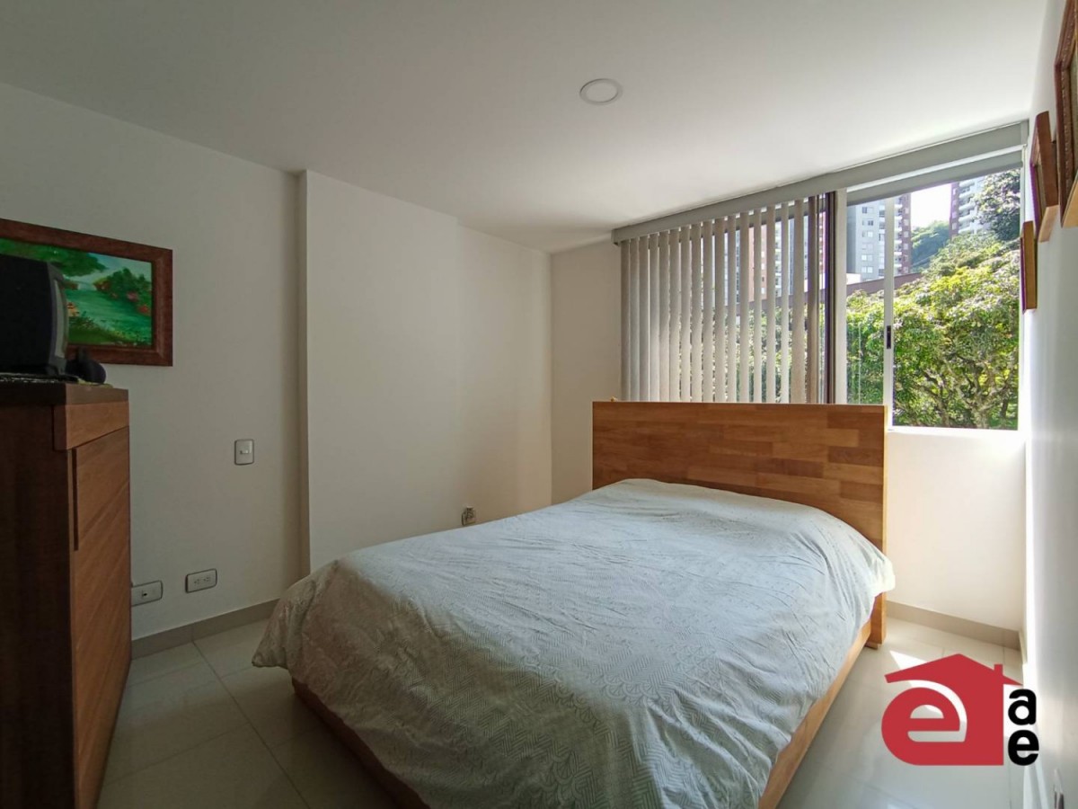 Apartamento en venta en Loma Del Barro, Envigado · foto 4 de 16