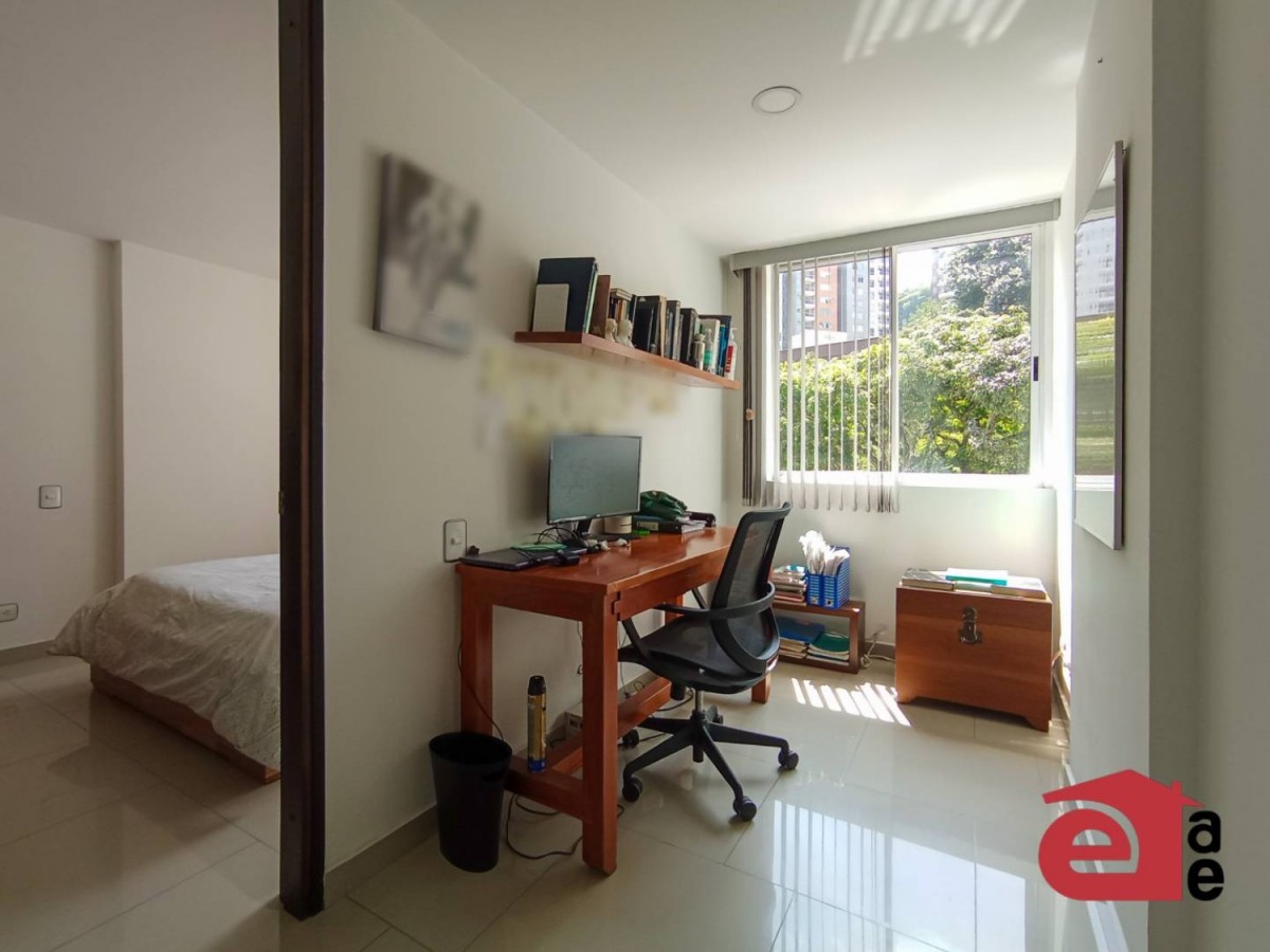 Apartamento en venta en Loma Del Barro, Envigado · foto 10 de 16