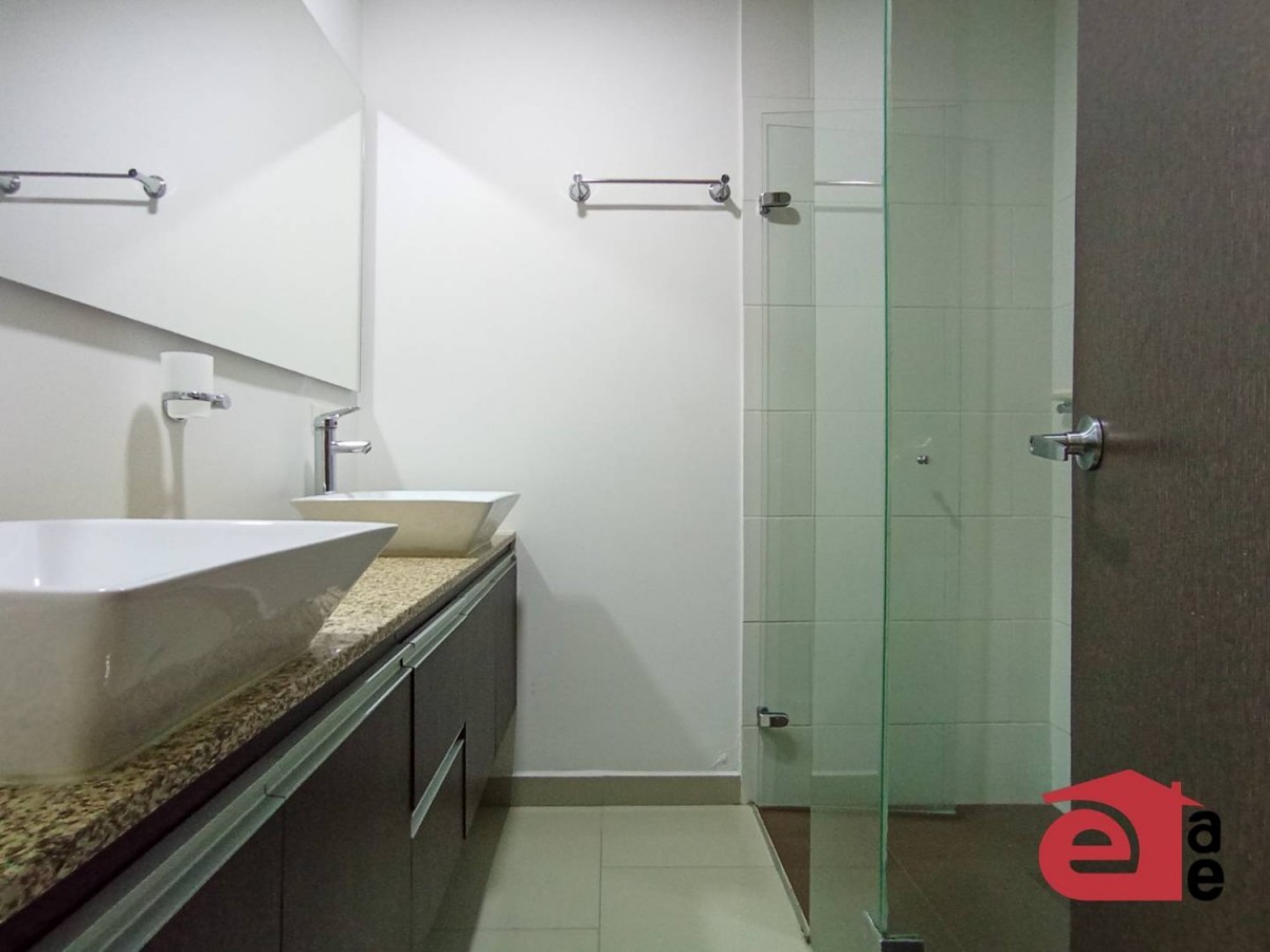 Apartamento en venta en Loma Del Barro, Envigado · foto 12 de 16