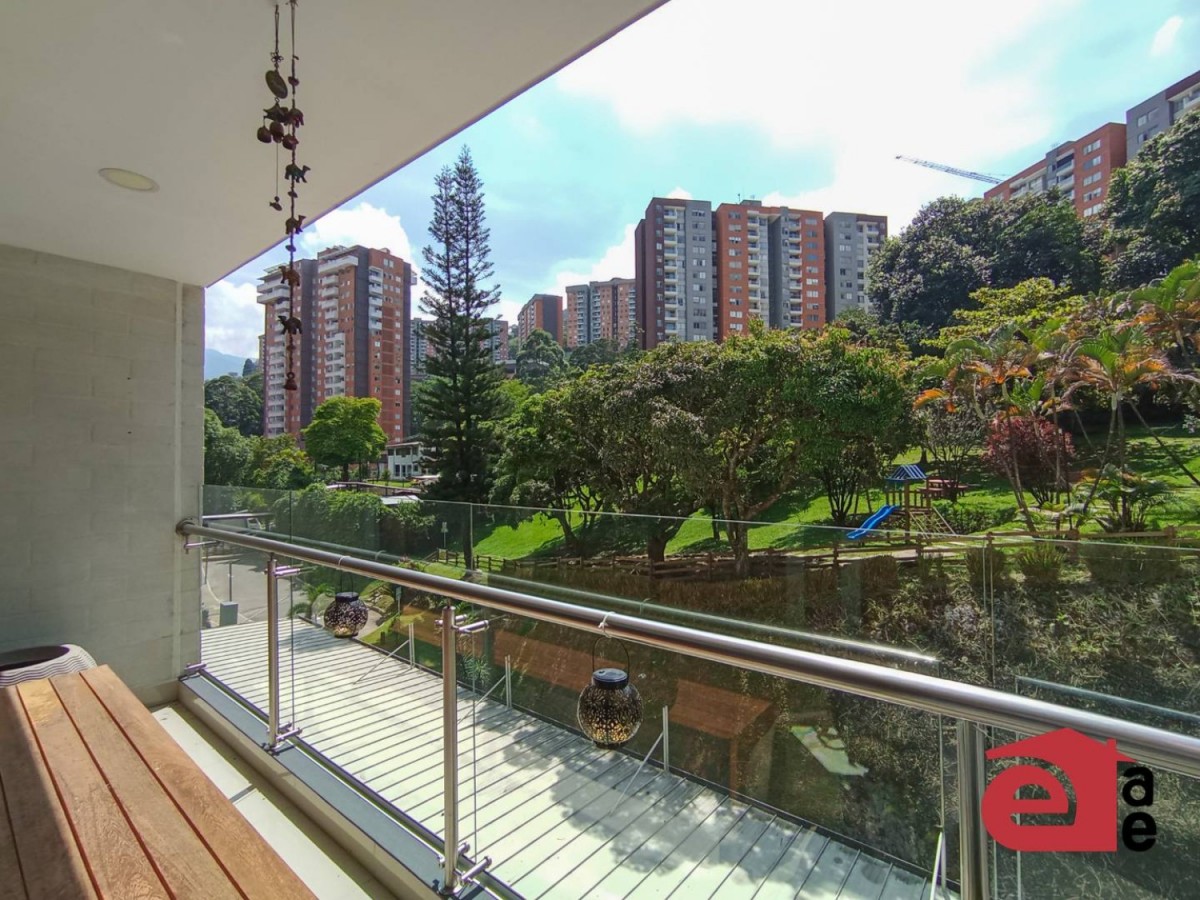 Apartamento en venta en Loma Del Barro, Envigado · foto 14 de 16