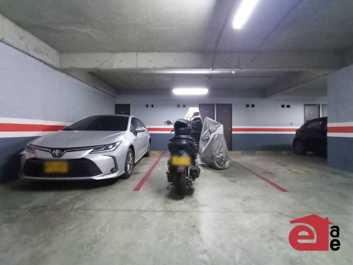 Apartamento en venta en Loma Del Barro, Envigado · foto 15 de 16