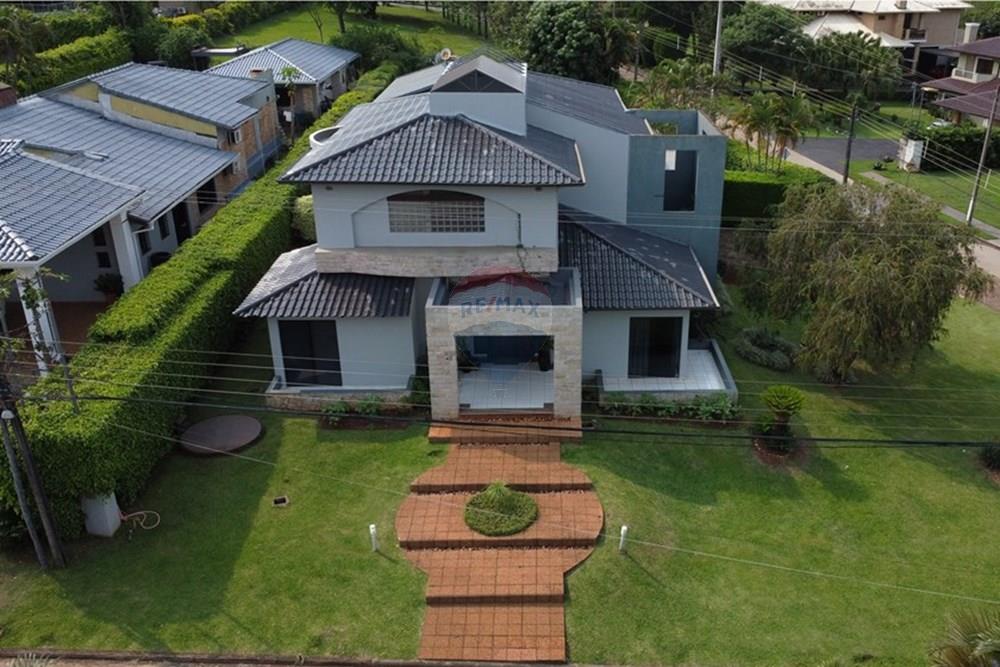 VENDO CASA EN EL EXCLUSIVO PARANÁ COUNTRY CLUB — foto 3